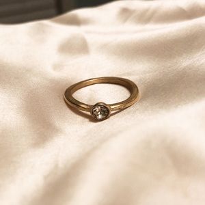 Costume gold ring